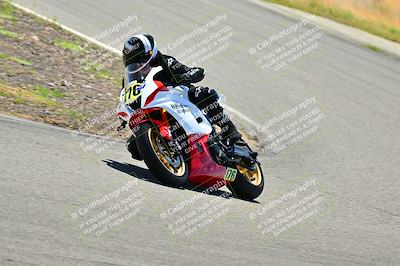 media/Apr-13-2025-TrackXperience (Sun) [[fb1ef998a6]]/Level 2 (Intermediate)/Turns 4 and 6 (Session 4)/